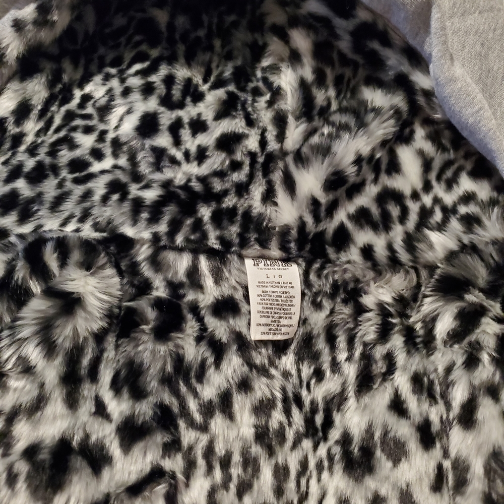 Pink Victoria's secret sweatshirt